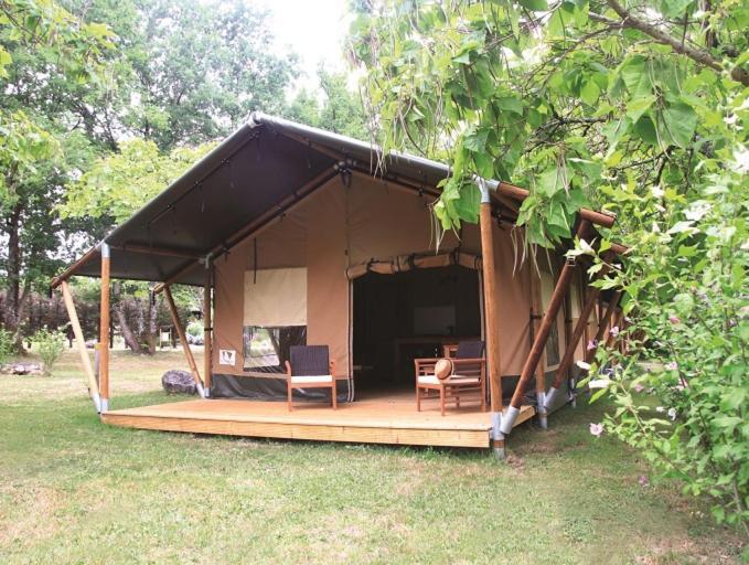 Camping Fontaine Du Roc Konuk evi Devillac Dış mekan fotoğraf