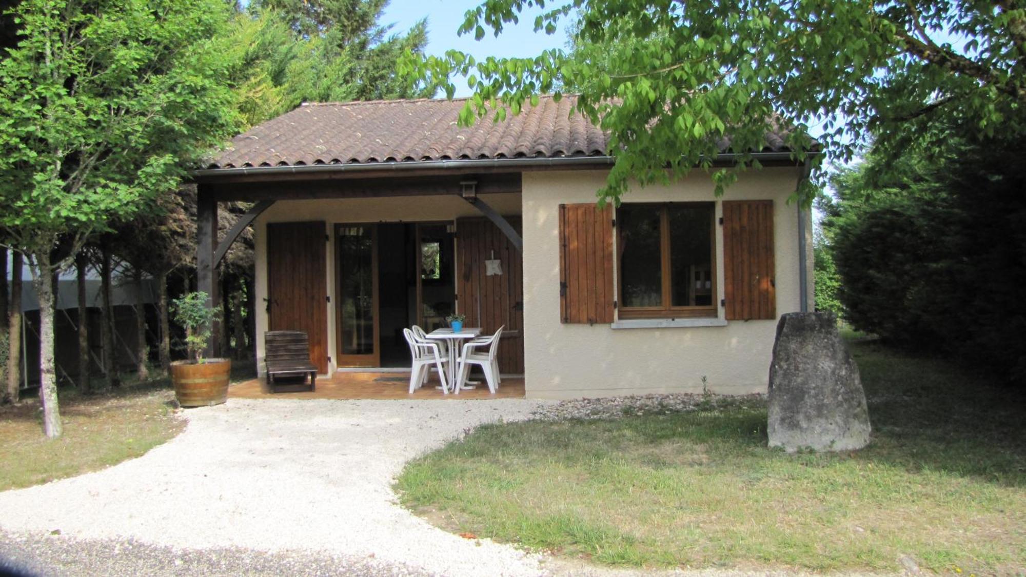 Camping Fontaine Du Roc Konuk evi Devillac Dış mekan fotoğraf