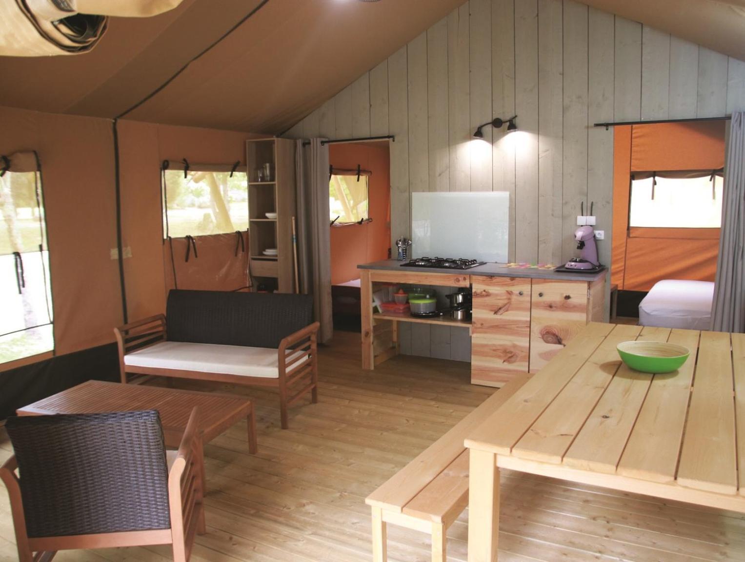 Camping Fontaine Du Roc Konuk evi Devillac Oda fotoğraf