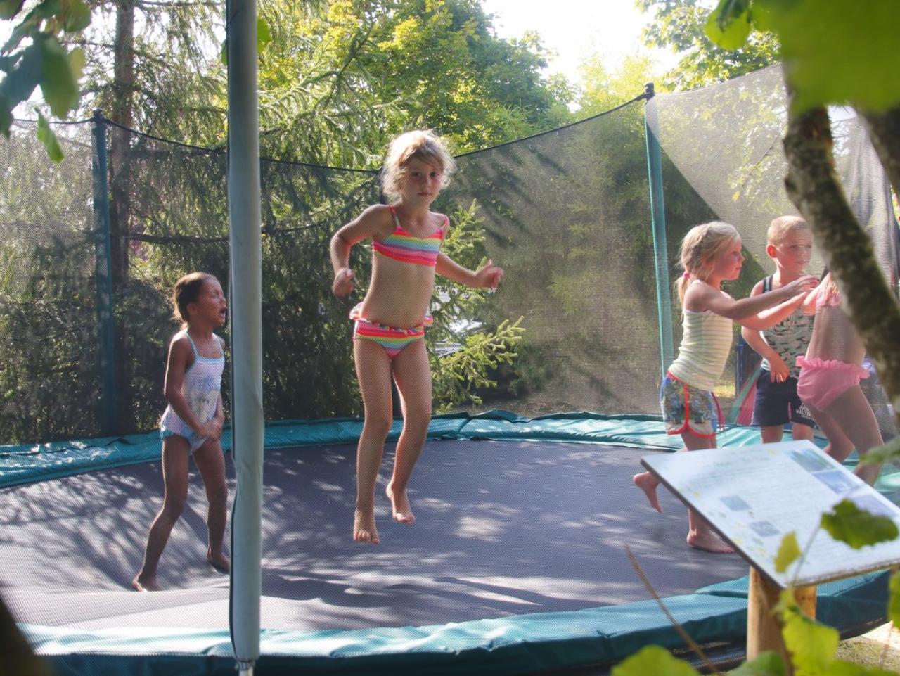 Camping Fontaine Du Roc Konuk evi Devillac Dış mekan fotoğraf